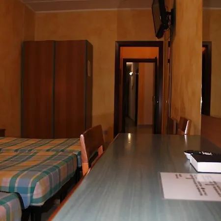 Hotel Napoleone SantʼAmbrogio di Valpolicella