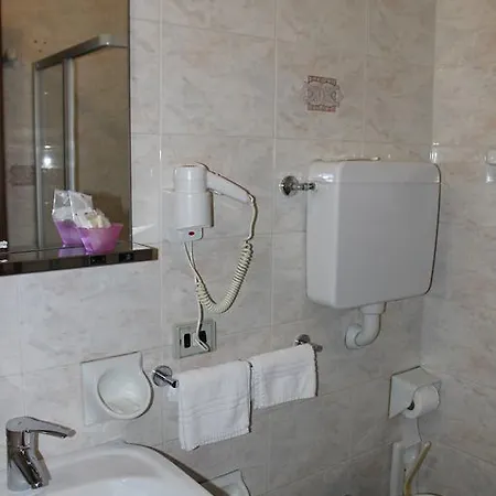 Hotel Napoleone 2*