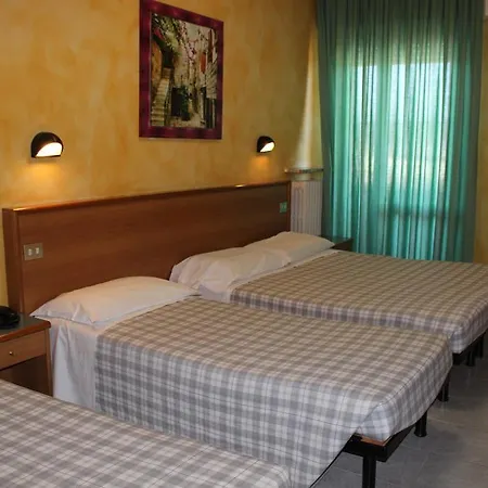 Napoleone Hotel SantʼAmbrogio di Valpolicella