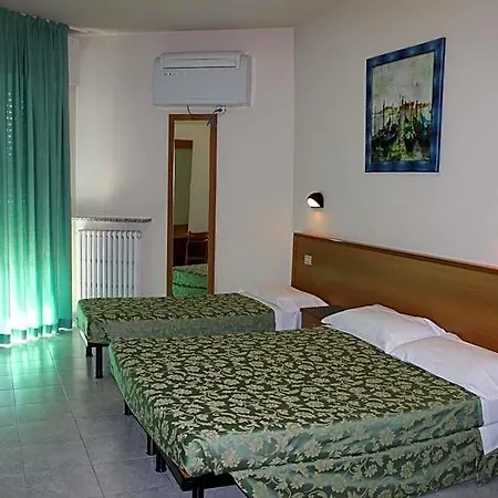 Napoleone Hotel SantʼAmbrogio di Valpolicella